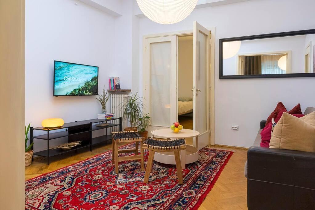 Ultra-Central University Square Apartament Apartament Bukarest Eksteriør billede
